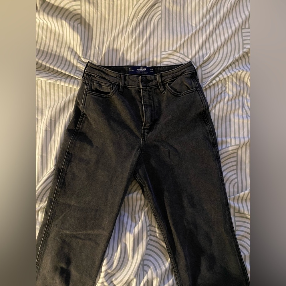 black Hollister mom jeans NWOT